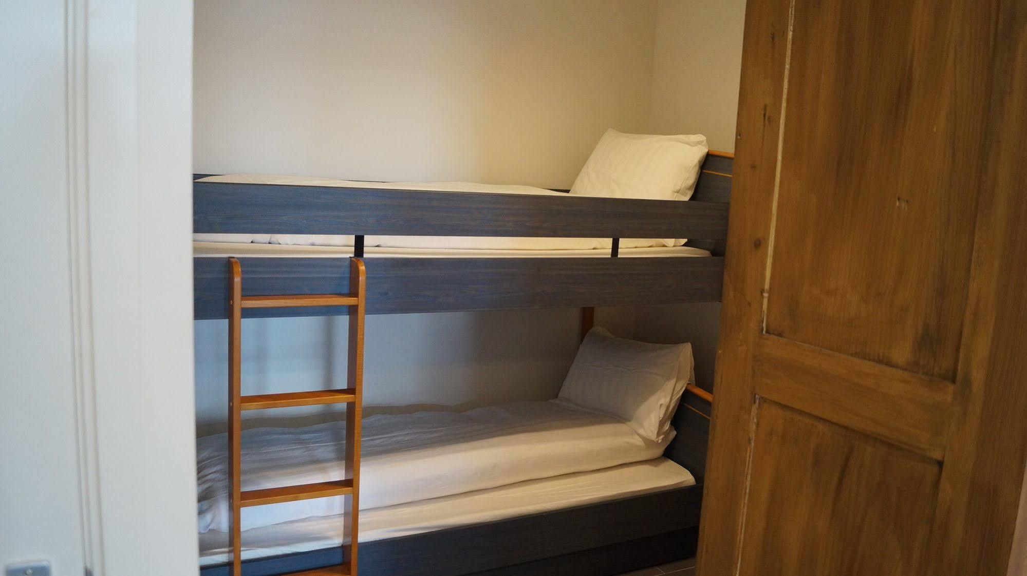 Budget Hotel De Witte Hoeck Amsterdam Wormerveer Eksteriør bilde