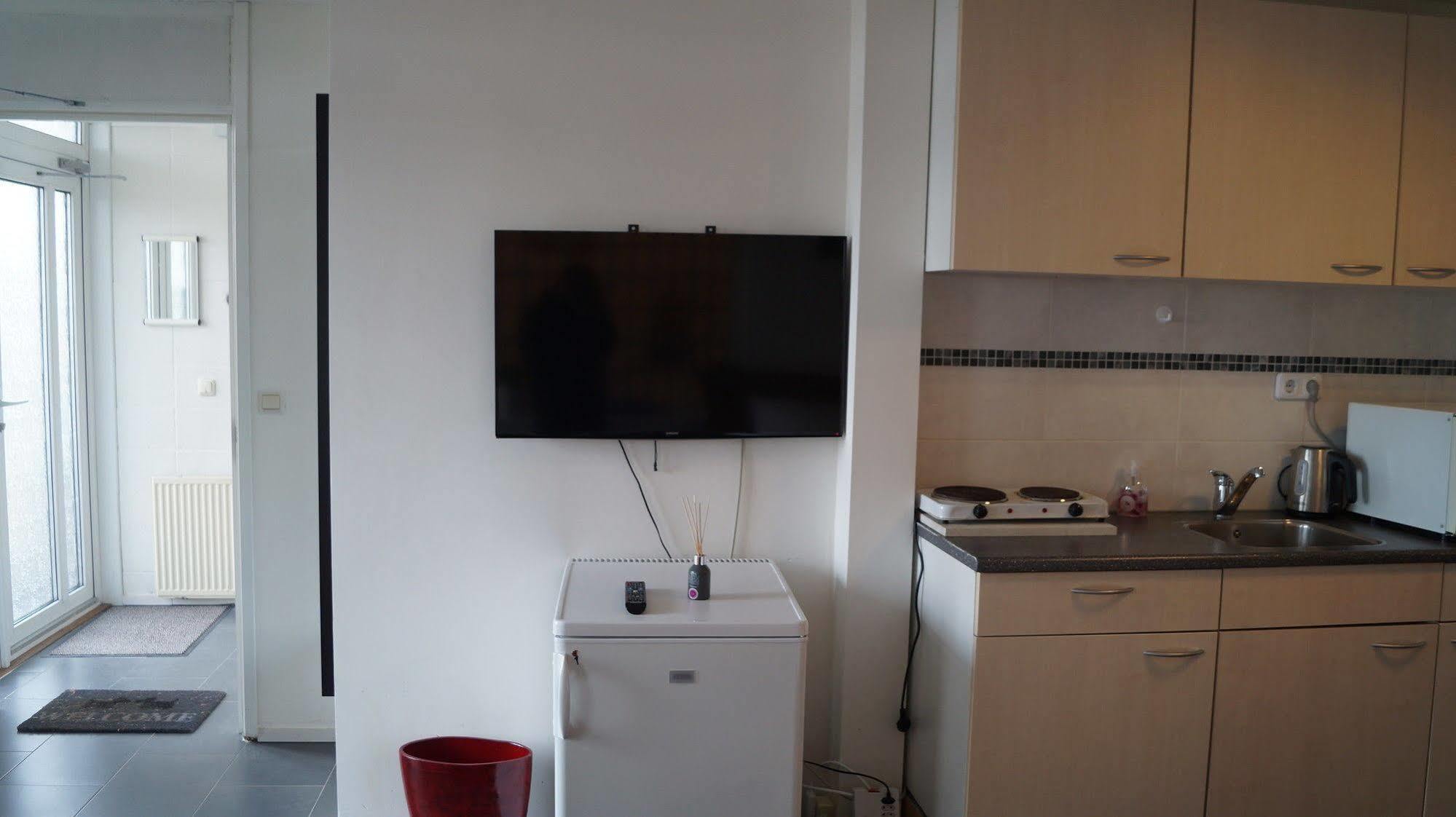 Budget Hotel De Witte Hoeck Amsterdam Wormerveer Eksteriør bilde